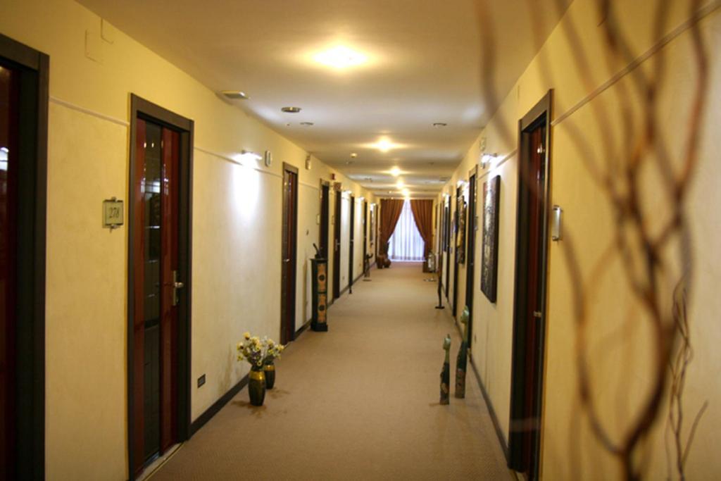Hotel Daytona Palace Casoria Luaran gambar